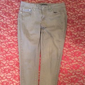 Levi’s, grayish jogging